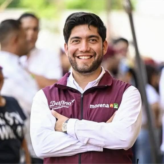 Pavel Martínez, del trabajo administrativo a las redes sociales. Fenómeno de presencia política capitalizado en redes sociales